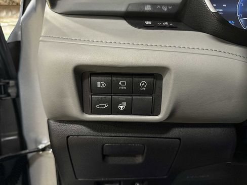 Used 2023 Toyota Highlander Limited AWD/4WD image 33