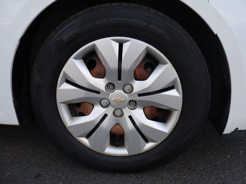 Used 2012 Chevrolet Cruze LS FWD image 41