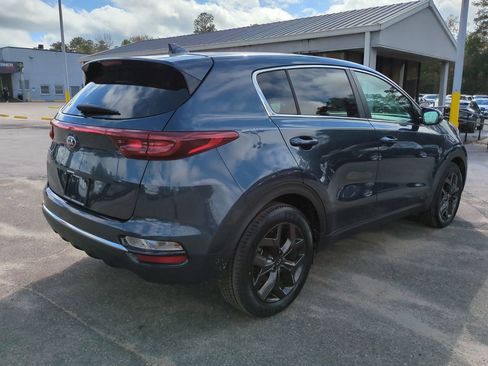 Certified 2022 Kia Sportage LX w/ LX FWD Value Edition Package image 5
