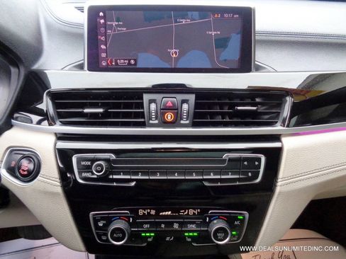 Used 2021 BMW X1 sDrive28i image 14