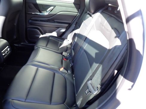 New 2026 Lincoln Corsair Premiere image 16