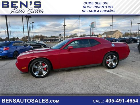 Used 2012 Dodge Challenger R/T Plus image 1