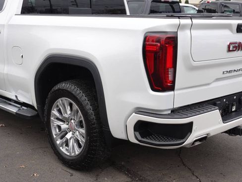 Used 2022 GMC Sierra 1500 Denali AWD/4WD image 11