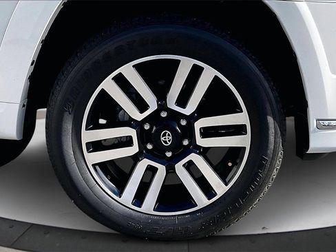 Used 2022 Toyota 4Runner Limited image 35