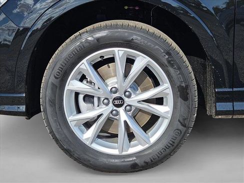 New 2025 Audi Q3 2.0T Premium Plus image 11