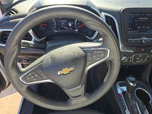 Used 2020 Chevrolet Equinox LT AWD/4WD image 11