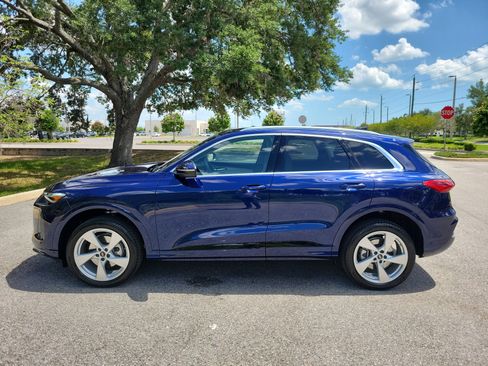 Used 2025 Audi Q5 Premium Plus w/ Premium Plus AWD/4WD image 7