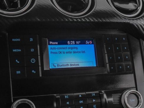 Used 2021 Ford Mustang Coupe image 27