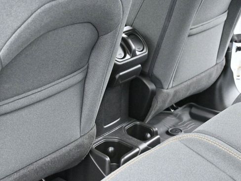 Used 2024 Jeep Gladiator Sport image 23