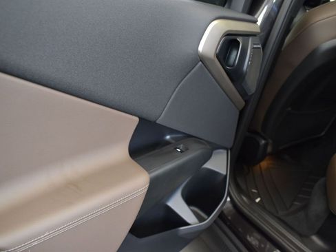 Used 2025 BMW X3 xDrive30i w/ Premium Package image 15