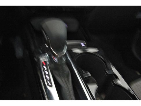 Used 2025 Chevrolet Trax LT w/ Driver Confidence Package FWD image 25