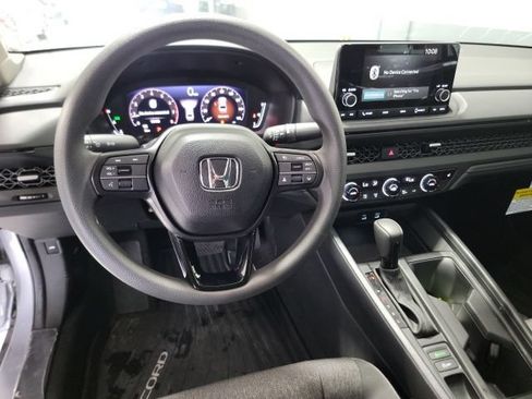 Used 2025 Honda Accord SE image 12