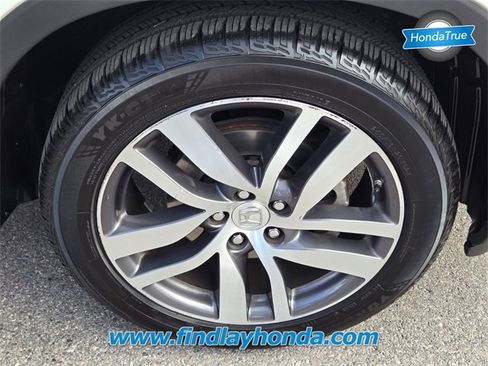 Used 2017 Honda Pilot Touring image 9