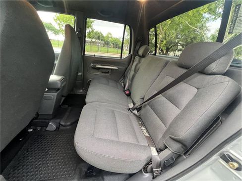 Used 2001 Ford Explorer Sport Trac 2WD image 12