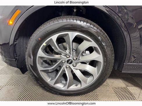 New 2026 Lincoln Aviator AWD w/ Jet Appearance Package image 41