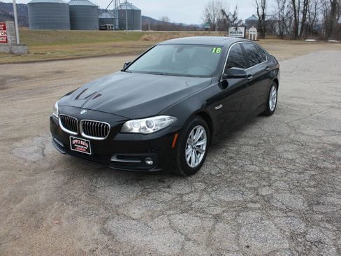 Used 2016 BMW 528i xDrive Sedan image 1