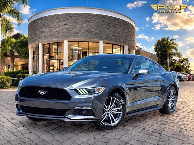 Used 2017 Ford Mustang Coupe RWD image 1