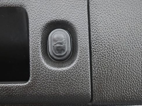 Used 2017 GMC Yukon Denali w/ Open Road Package image 14