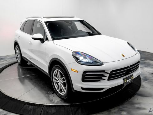 Used 2023 Porsche Cayenne image 21