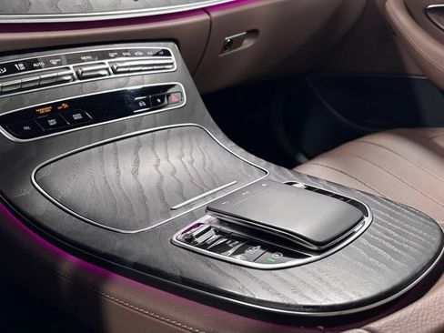 Used 2023 Mercedes-Benz E 350 4MATIC Sedan image 15
