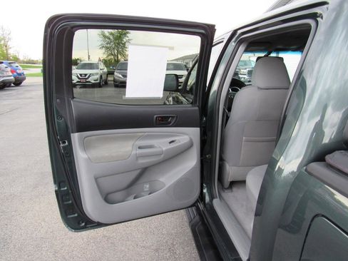Used 2010 Toyota Tacoma 4x4 Double Cab image 37