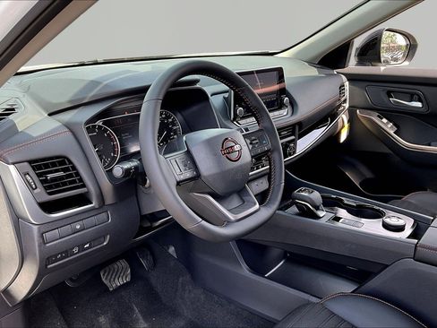 New 2026 Nissan Rogue SV AWD/4WD image 15