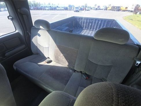Used 2005 GMC Sierra 1500 W/T RWD image 13