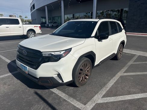 Used 2025 Subaru Forester Sport w/ Popular Package #1 image 2