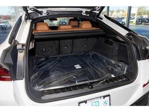 New 2026 BMW X6 M60i image 54