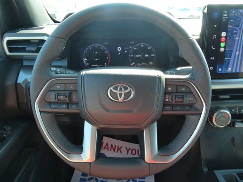 Used 2026 Toyota Tacoma TRD Off-Road AWD/4WD image 31
