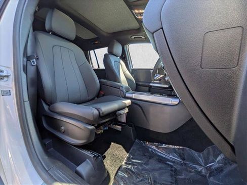 Certified 2026 Mercedes-Benz GLB 250 image 19