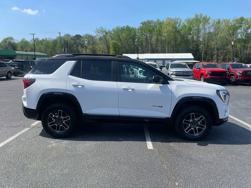 New 2026 GMC Terrain AT4 AWD/4WD image 2
