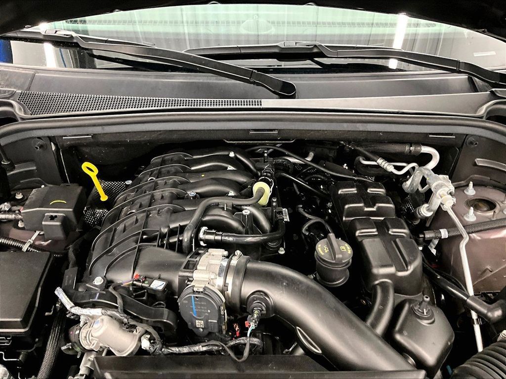 Used 2025 Dodge Durango GT AWD/4WD image 33