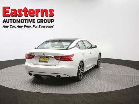Used 2017 Nissan Maxima Platinum image 39