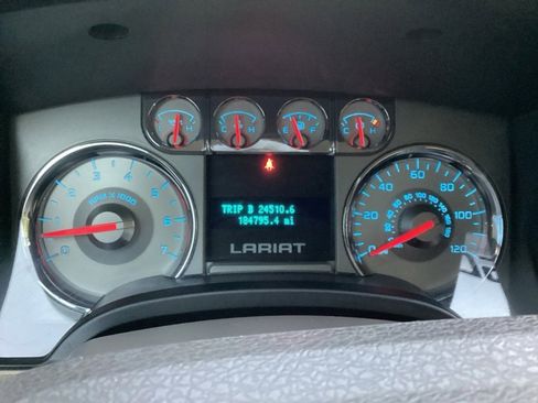 Used 2010 Ford F150 Lariat image 39