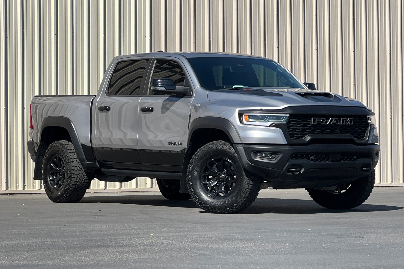 Used 2025 RAM 1500 RHO w/ RHO Level 1 Equipment Group AWD/4WD image 2