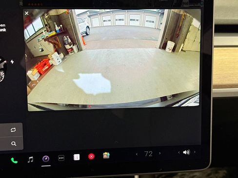 Used 2018 Tesla Model 3 Mid Range image 23