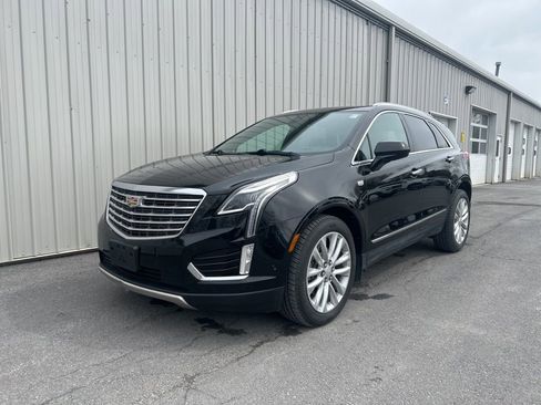 Certified 2017 Cadillac XT5 Platinum w/ Driver Assist Package image 7