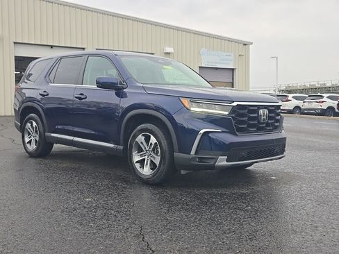 Used 2025 Honda Pilot EX-L image 1