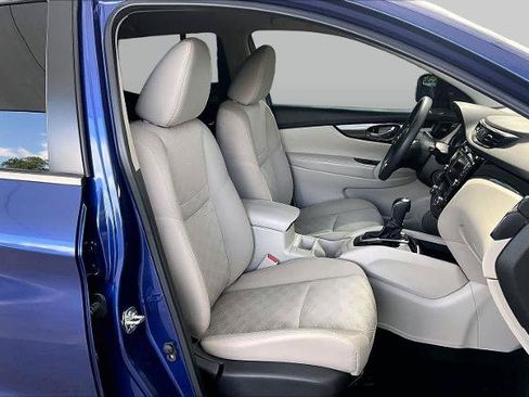Certified 2020 Nissan Rogue Sport SV FWD image 9
