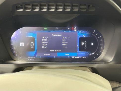 Used 2023 Volvo XC90 B6 Plus w/ Protection Package Premier image 11