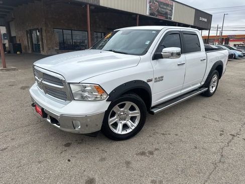 Used 2017 RAM 1500 Lone Star image 2