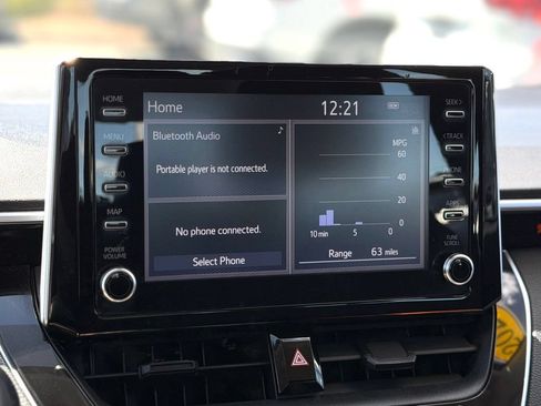 Used 2021 Toyota Corolla LE FWD image 11