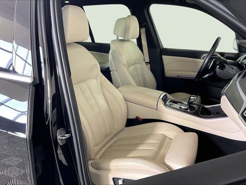 Certified 2022 BMW X5 xDrive45e image 12