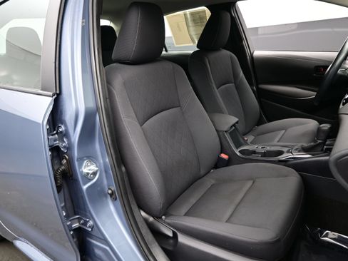 Used 2024 Toyota Corolla LE FWD image 13