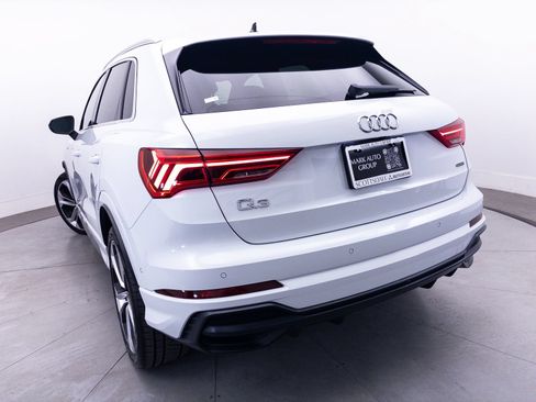 Used 2019 Audi Q3 2.0T Prestige w/ Prestige Package AWD/4WD image 12