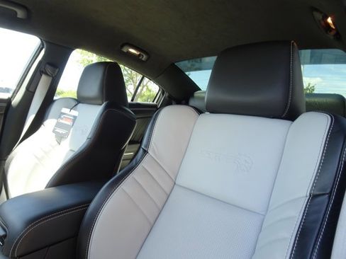 Used 2023 Dodge Charger SRT Hellcat w/ Harman/Kardon Audio Group image 9