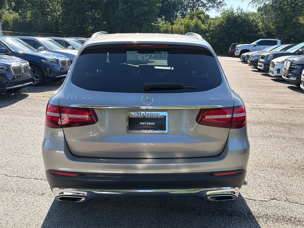 Used 2019 Mercedes-Benz GLC 300 4MATIC w/ Multimedia Package image 6