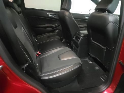 Used 2023 Ford Edge ST image 6