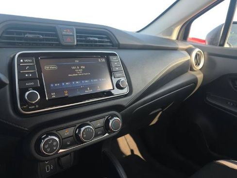 Used 2025 Nissan Versa S w/ Trunk Package FWD image 9